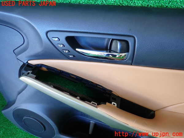 1UPJ-9235871234]レクサス・IS300h(AVE30)右前ドア内張り 中古_2