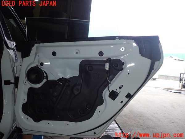 1UPJ-9235881290]BMW 320i グランツーリスモ(3X20)(F34)右後ドア 中古(43R-001025 M241)_2