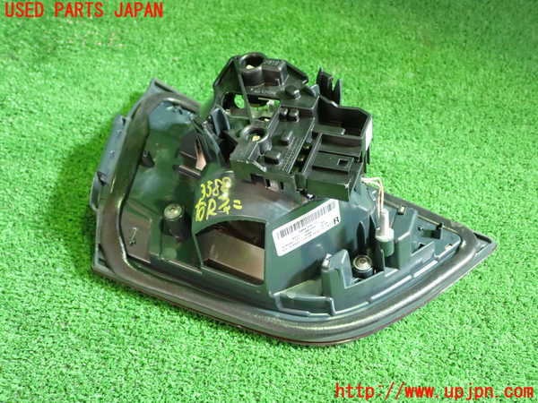 1UPJ-9235881550]BMW 320i グランツーリスモ(3X20)(F34)右リアフィニッシャー 中古_3