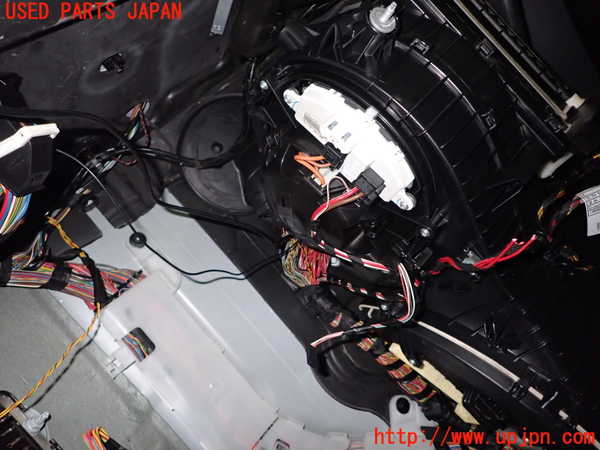 1UPJ-9235886081]BMW 320i グランツーリスモ(3X20)(F34)エバポレーター1 中古_4