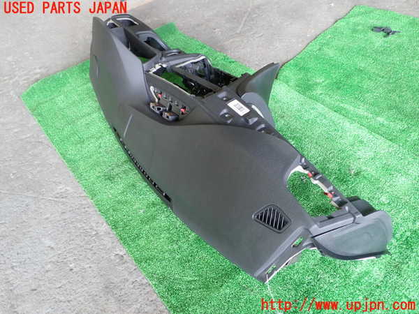 1UPJ-9235887505]BMW 320i グランツーリスモ(3X20)(F34)ダッシュボード 中古_3