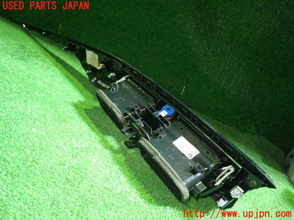 1UPJ-9235887528]BMW 320i グランツーリスモ(3X20)(F34)エアコン吹き出し口3 (真中) 中古_3