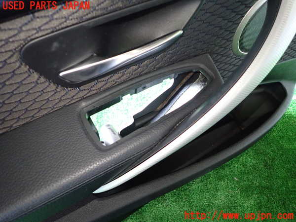1UPJ-9235881264]BMW 320i グランツーリスモ(3X20)(F34)左前ドア内張り 中古_2