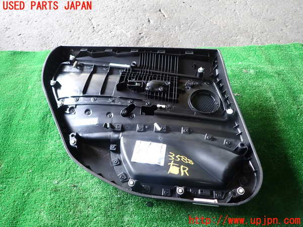1UPJ-9235881294]BMW 320i グランツーリスモ(3X20)(F34)右後ドア内張り 中古_3