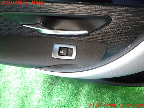 1UPJ-9235881324]BMW 320i グランツーリスモ(3X20)(F34)左後ドア内張り 中古_2