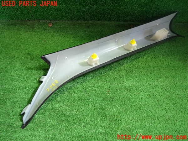 1UPJ-9235887655]BMW 320i グランツーリスモ(3X20)(F34)右フロントピラートリム 中古_4