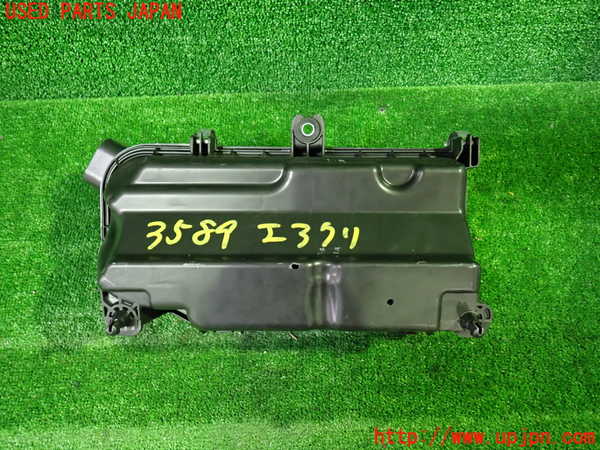 1UPJ-9235892560]デリカD：2(ソリオ)(MB36S)エアクリーナーボックス 中古_2