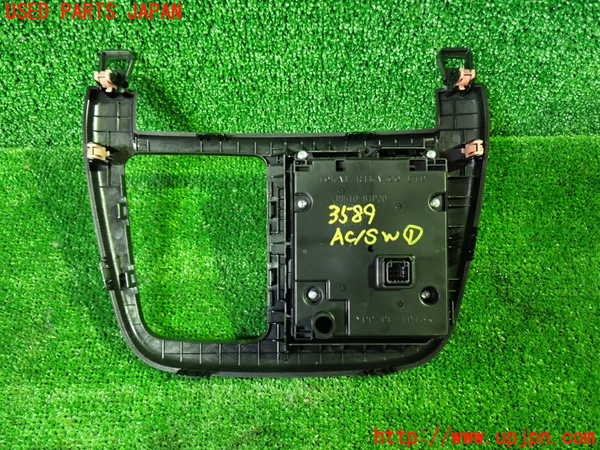 1UPJ-9235896066]デリカD：2(ソリオ)(MB36S)エアコンスイッチ1 中古_2