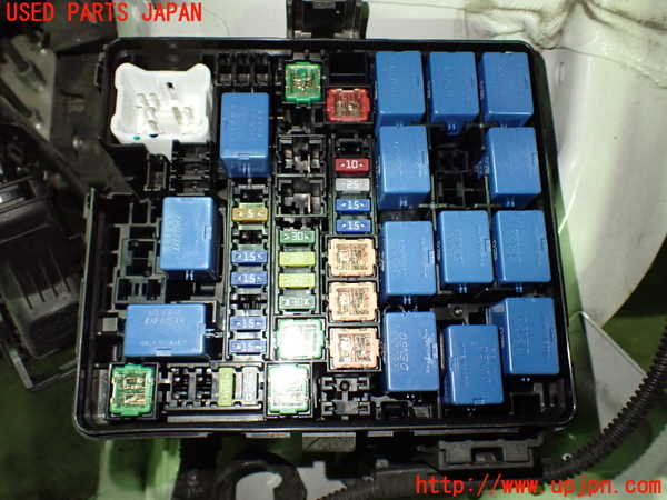 1UPJ-9235896742]デリカD：2(ソリオ)(MB36S)ヒューズボックス2 中古_2