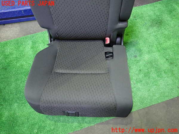 1UPJ-9235897405]デリカD：2(ソリオ)(MB36S)右リアシート 中古_4