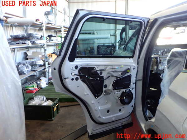 2UPJ-9235901320]アウトランダーPHEV(GN0W)左後ドア (43R-005166) (ジャンク品) 中古_5