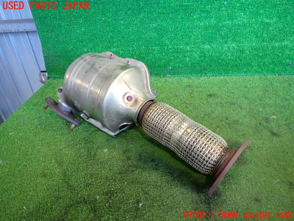 2UPJ-9235902662]アウトランダーPHEV(GN0W)触媒2 中古_2