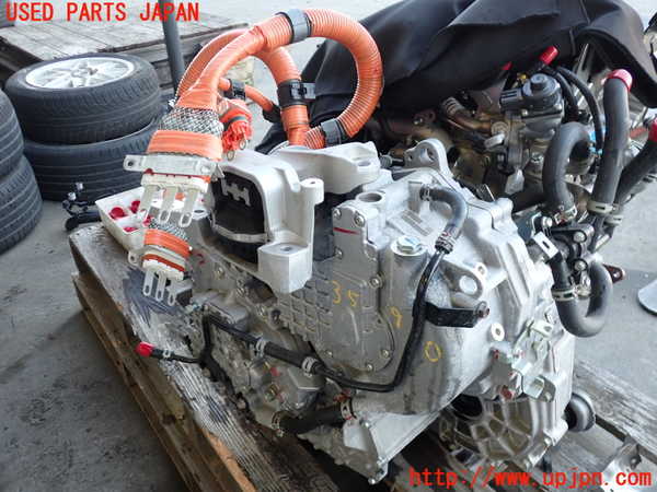 2UPJ-9235903010]アウトランダーPHEV(GN0W)ミッション AT 4B12-S91-YA1 4WD 中古_2