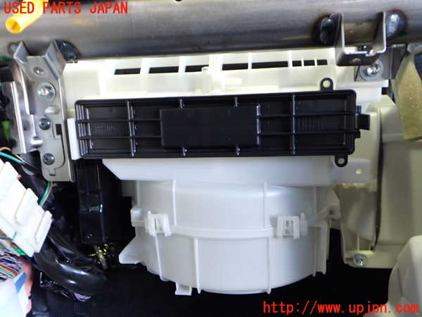 2UPJ-9235906081]アウトランダーPHEV(GN0W)エバポレーター1 中古_4