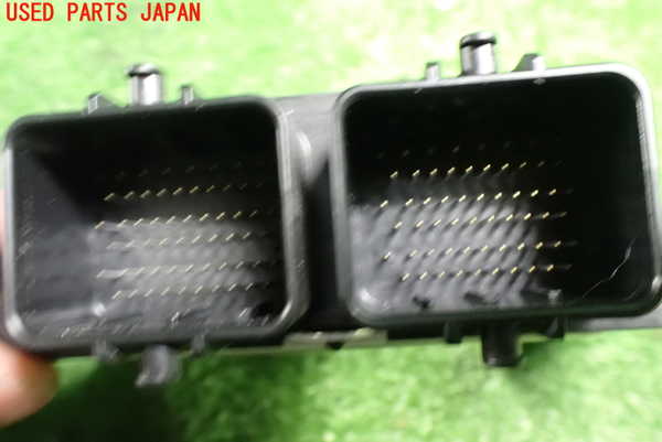 2UPJ-9235906110]アウトランダーPHEV(GN0W)エンジンコンピューター 中古_3