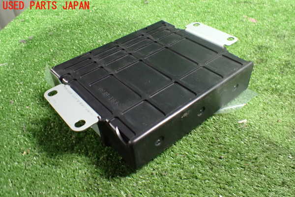 2UPJ-9235906146]アウトランダーPHEV(GN0W)コンピューター1 中古_2