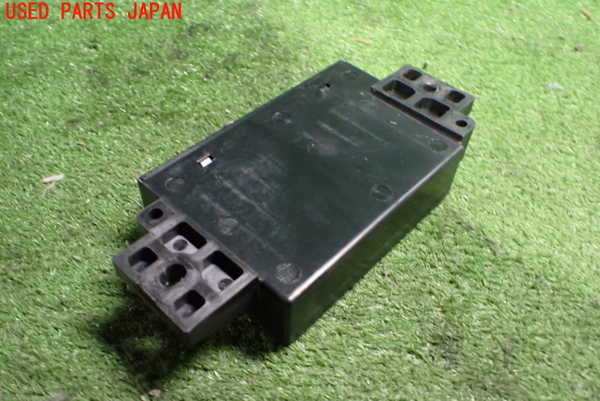 2UPJ-9235906151]アウトランダーPHEV(GN0W)コンピューター6 中古_2