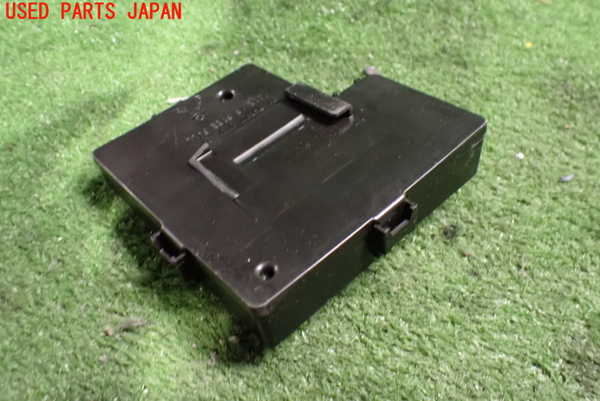 2UPJ-9235906152]アウトランダーPHEV(GN0W)コンピューター7 中古_2