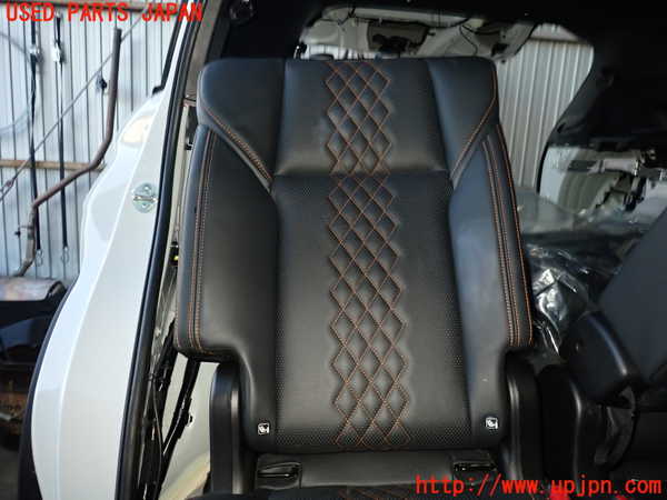 2UPJ-9235907145]アウトランダーPHEV(GN0W)右2列目シート 中古_2