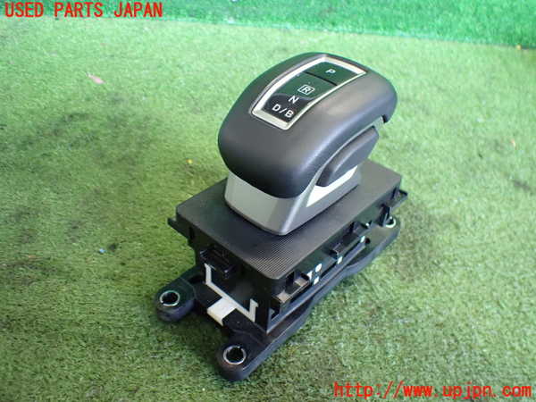 2UPJ-9235907555]アウトランダーPHEV(GN0W)ATシフトレバー 中古_2
