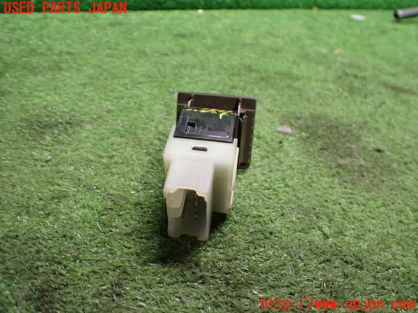2UPJ-9235916290]センチュリー(VG40)ハザードスイッチ 中古_2