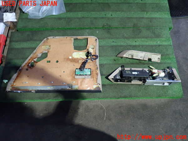 2UPJ-9235911324]センチュリー(VG40)左後ドア内張り 中古_2