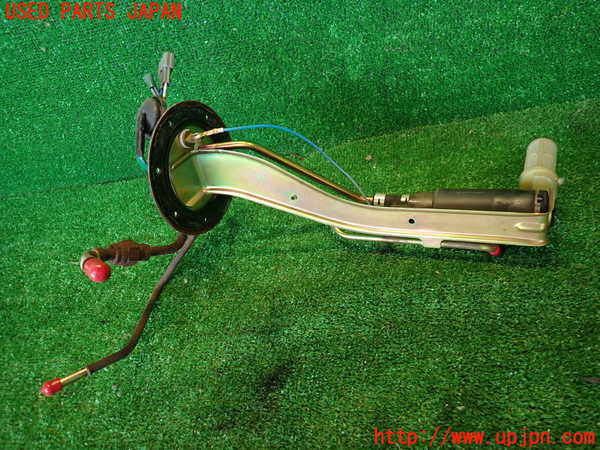 2UPJ-9235922510]セリカ GT-FOUR(ST205)燃料ポンプ 中古_2