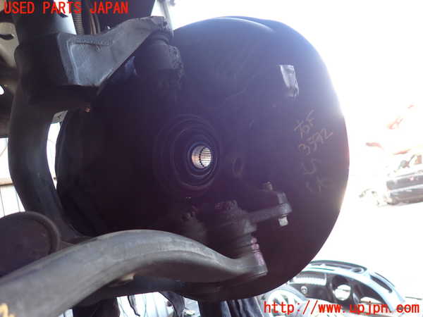 2UPJ-9235924290]セリカ GT-FOUR(ST205)右フロントナックルハブ 中古_2