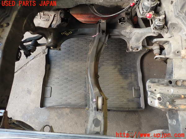 2UPJ-9235925285]セリカ GT-FOUR(ST205)フロントメンバー 中古_3