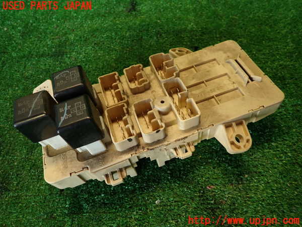 2UPJ-9235926742]セリカ GT-FOUR(ST205)ヒューズボックス2 中古_2