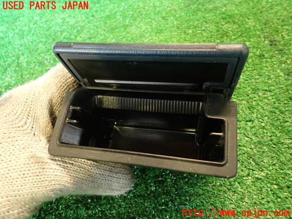 2UPJ-9235927821]セリカ GT-FOUR(ST205)灰皿1 中古_3
