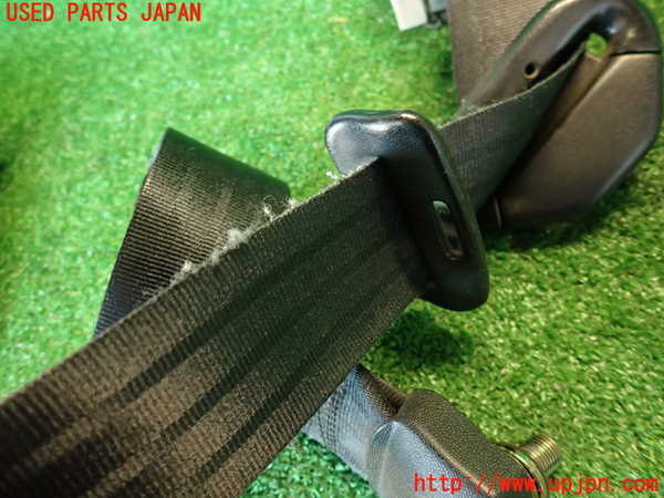 2UPJ-9235927045]セリカ GT-FOUR(ST205)運転席シートベルト 中古_3