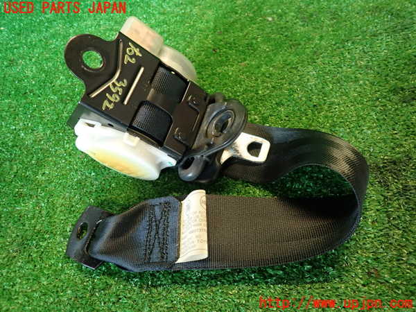 2UPJ-9235927155]セリカ GT-FOUR(ST205)右2列目シートベルト 中古_3