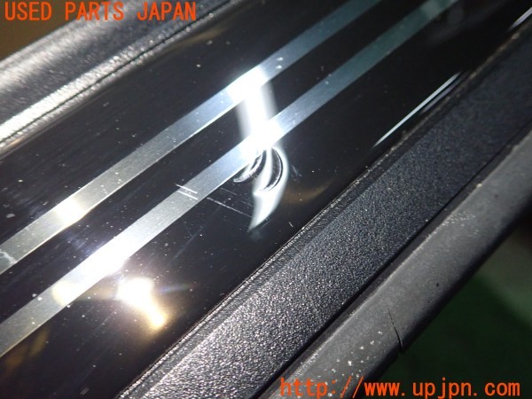 3UPJ=9235940616]BMW アルピナ D3 ビターボ リムジン(3N1A E90系)純正 スカッフプレート 中古_2