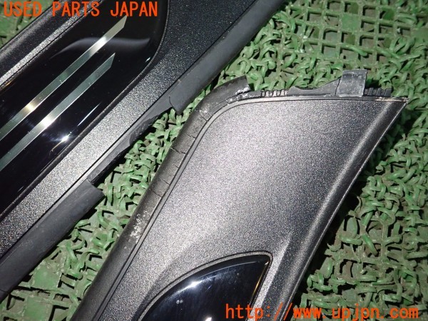 3UPJ=9235940616]BMW アルピナ D3 ビターボ リムジン(3N1A E90系)純正 スカッフプレート 中古_4