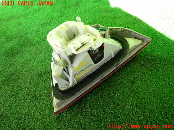 2UPJ-9235941550]BMWアルピナ・D3 ビターボ リムジン(3N1A)(E90)右リアフィニッシャー 中古_2