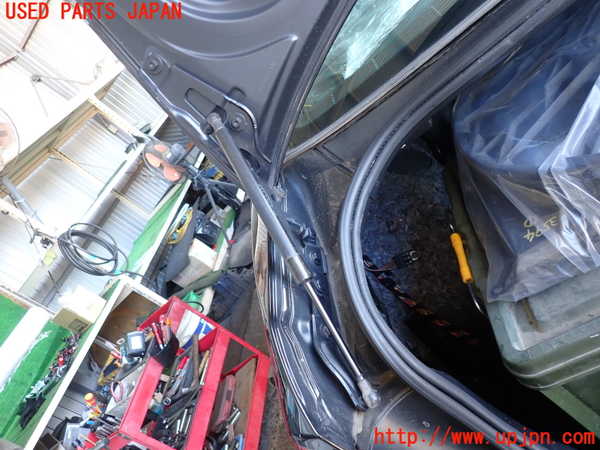 2UPJ-9235941506]BMWアルピナ・D3 ビターボ リムジン(3N1A)(E90)トランクダンパー 中古_2