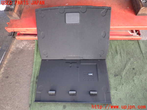 2UPJ-9235947771]BMWアルピナ・D3 ビターボ リムジン(3N1A)(E90)ラゲッジトレイ1 中古_2