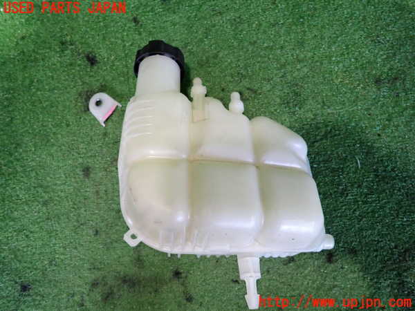 2UPJ-9235952410]BMW X1(AD20)ラジエータータンク 中古 (F48)_4