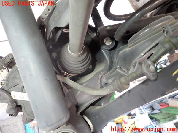 2UPJ-9235954305]BMW X1(AD20)左リアナックルハブ 中古 (F48)_2