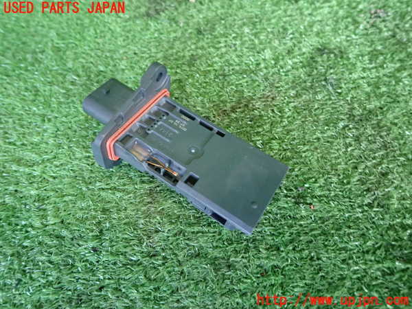 2UPJ-9235956320]BMW X1(AD20)エアフロメーター (エアマスセンサー) 中古 (F48)_2