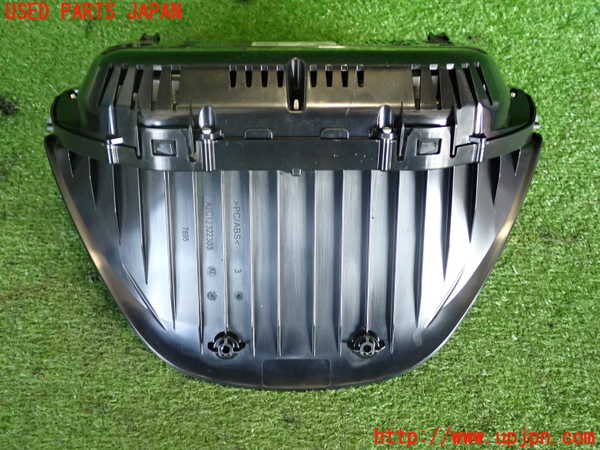 2UPJ-9235956170]BMW X1(AD20)スピードメーター 中古 (F48)_2