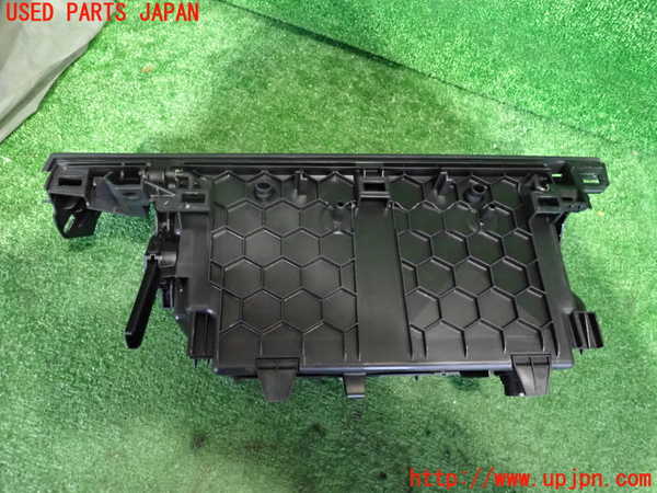 2UPJ-9235957516]BMW X1(AD20)グローブボックス1 中古 (F48)_4