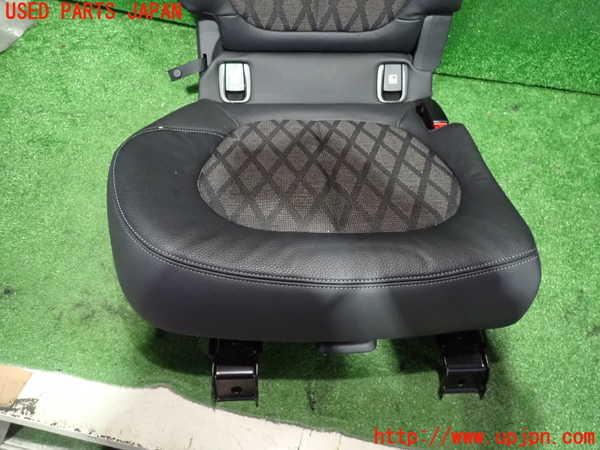 2UPJ-9235957405]BMW X1(AD20)右リアシート 中古 (F48)_2