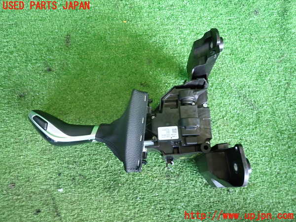 2UPJ-9235957555]BMW X1(AD20)ATシフトレバー 中古 (F48)_2