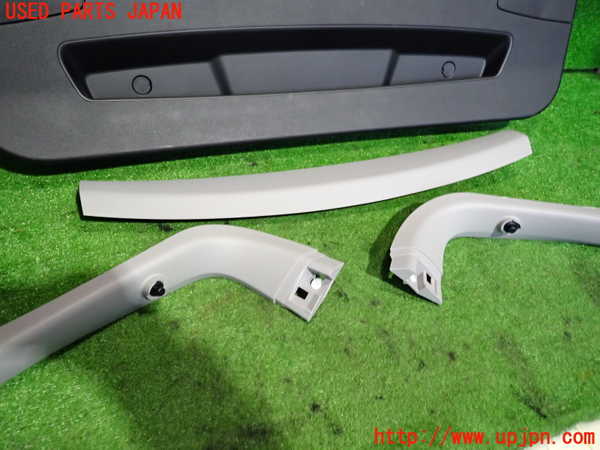 2UPJ-9235951578]BMW X1(AD20)バックドア内張り 中古 (F48)_4