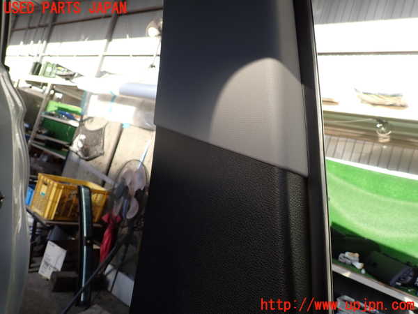 2UPJ-9235957670]BMW X1(AD20)左センターピラートリム 中古 (F48)_3