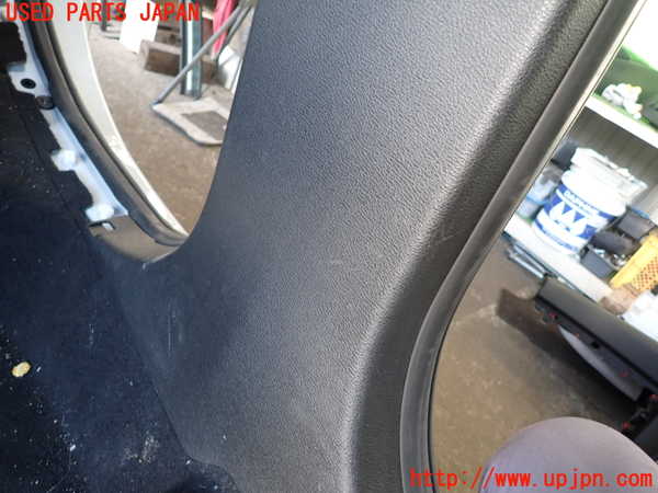 2UPJ-9235957670]BMW X1(AD20)左センターピラートリム 中古 (F48)_4