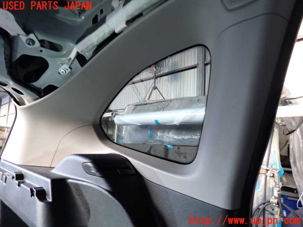 2UPJ-9235957680]BMW X1(AD20)左リアピラートリム 中古 (F48)_3