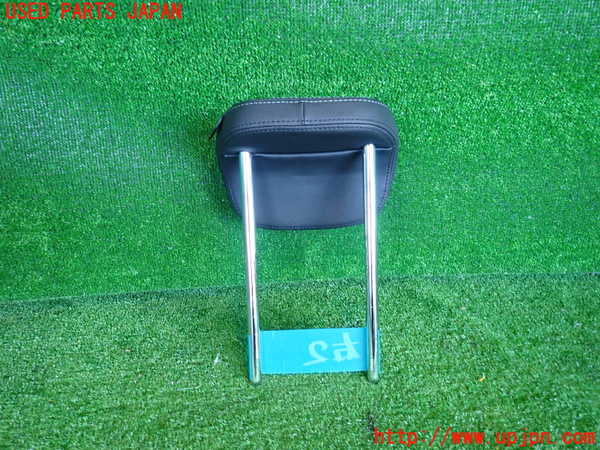 2UPJ-9235957150]BMW X1(AD20)右2列目ヘッドレスト 中古 (F48)_2